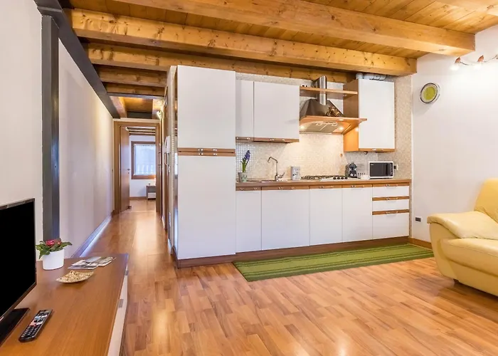 Casa Giuly * 미라노