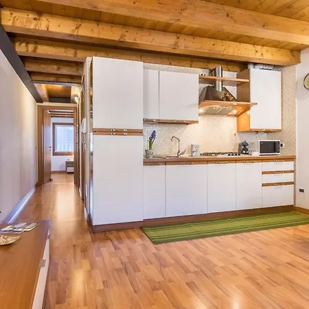 Casa Giuly * 米拉诺